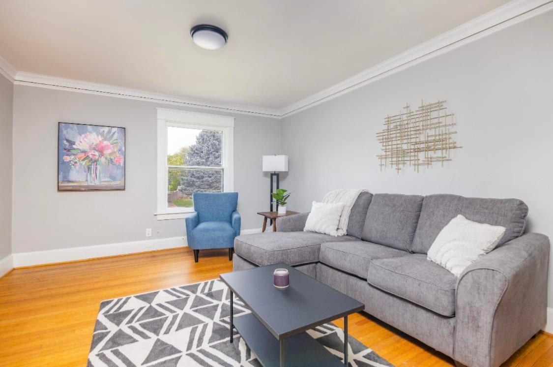 دي موين، آيوا Spacious 2 Bedroom Home Near Ingersoll & Downtown المظهر الخارجي الصورة