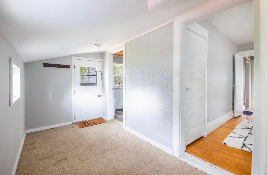 دي موين، آيوا Spacious 2 Bedroom Home Near Ingersoll & Downtown المظهر الخارجي الصورة