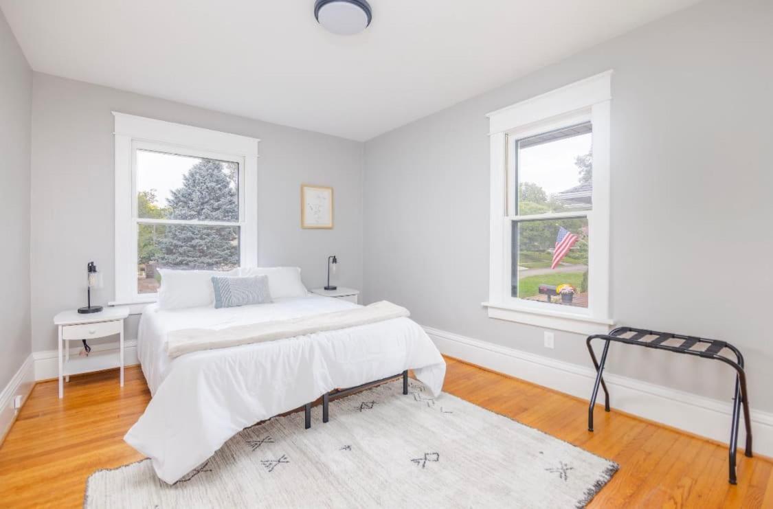 دي موين، آيوا Spacious 2 Bedroom Home Near Ingersoll & Downtown المظهر الخارجي الصورة